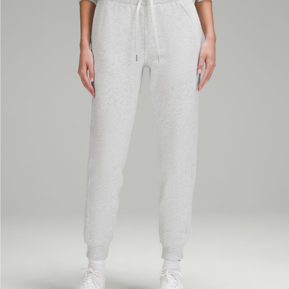 Lululemon Scuba High-Rise Joggers - Heather Grey